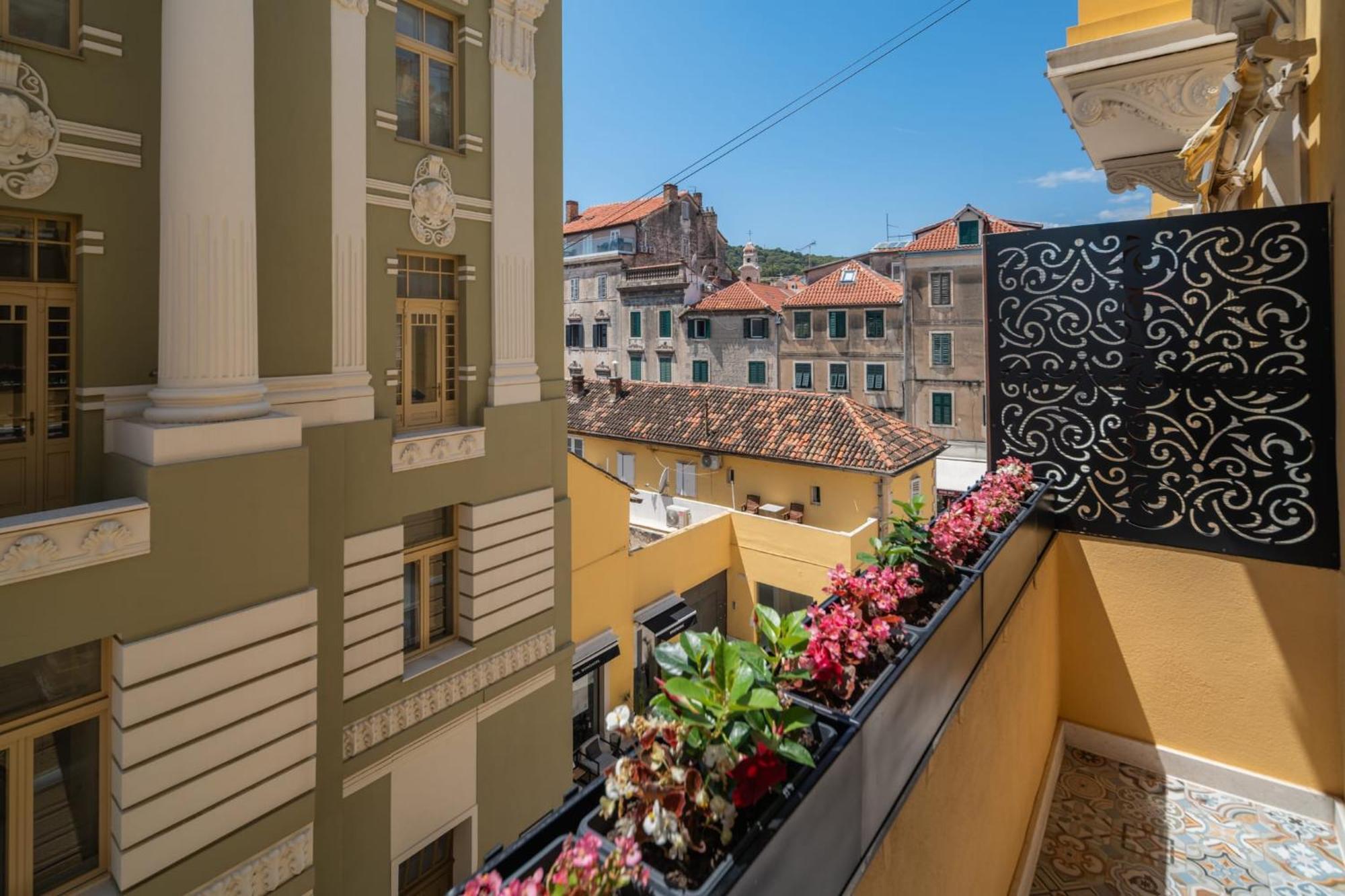 Monamel Luxury Suites Split Eksteriør bilde